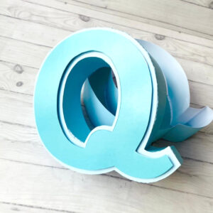 Q (LETTER BOX)